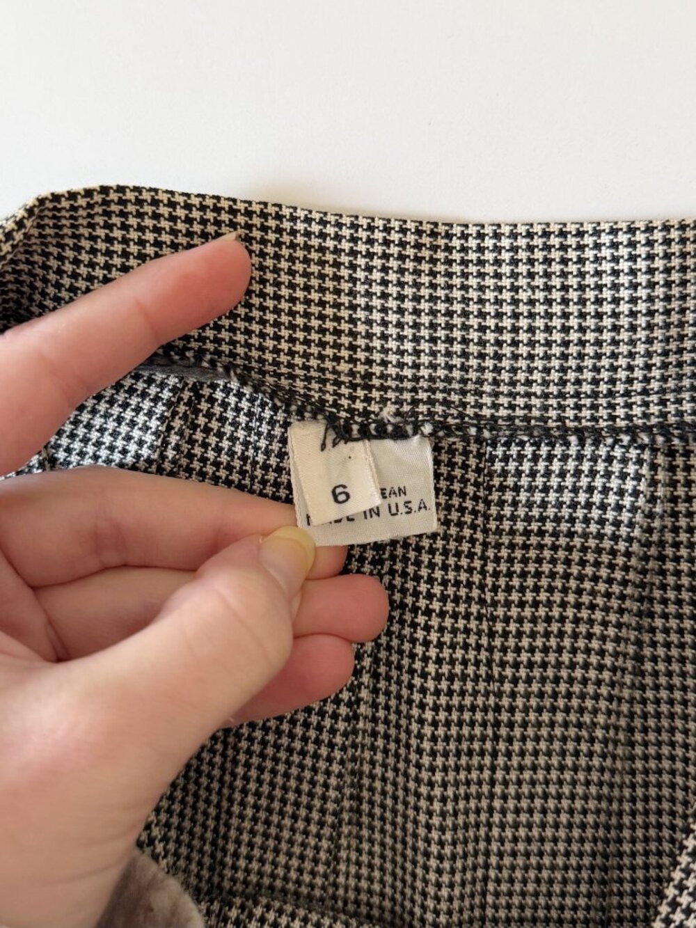 Christian Dior The Suit Vintage 80s Houndstooth Pleated Midi Skirt Size 6 - Picture 9 of 10